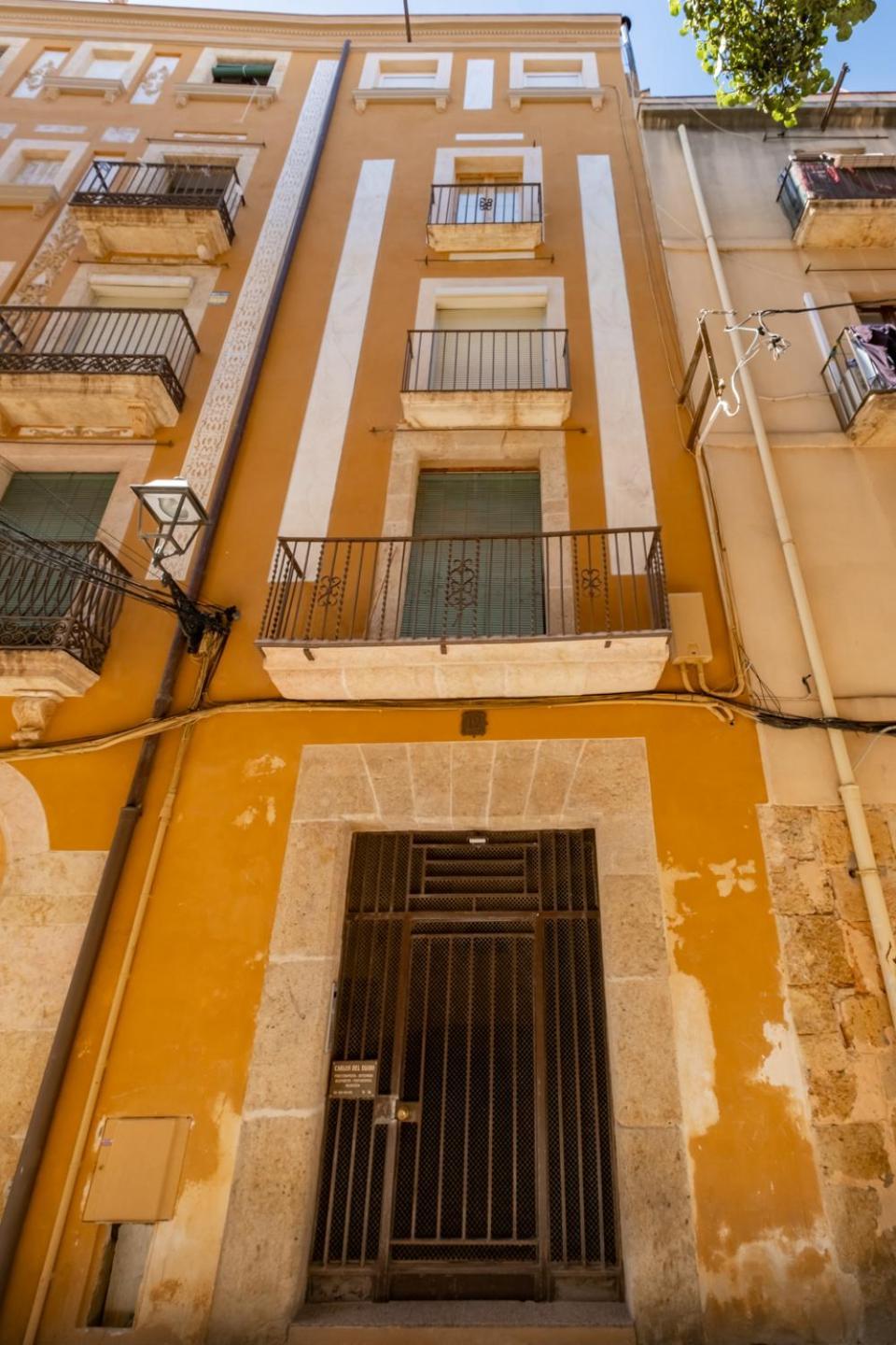 Apartamento En El Corazon De Tarragona. Planta Baja Con Patio. Exteriör bild