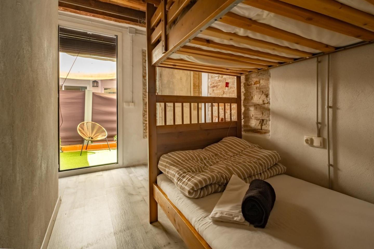Apartamento En El Corazon De Tarragona. Planta Baja Con Patio. Exteriör bild