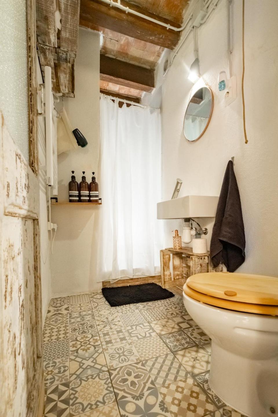 Apartamento En El Corazon De Tarragona. Planta Baja Con Patio. Exteriör bild