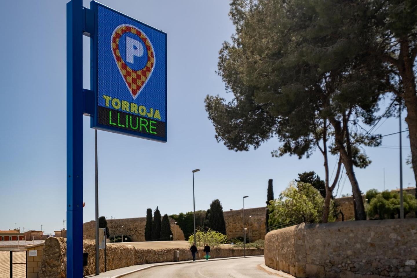 Apartamento En El Corazon De Tarragona. Planta Baja Con Patio. Exteriör bild