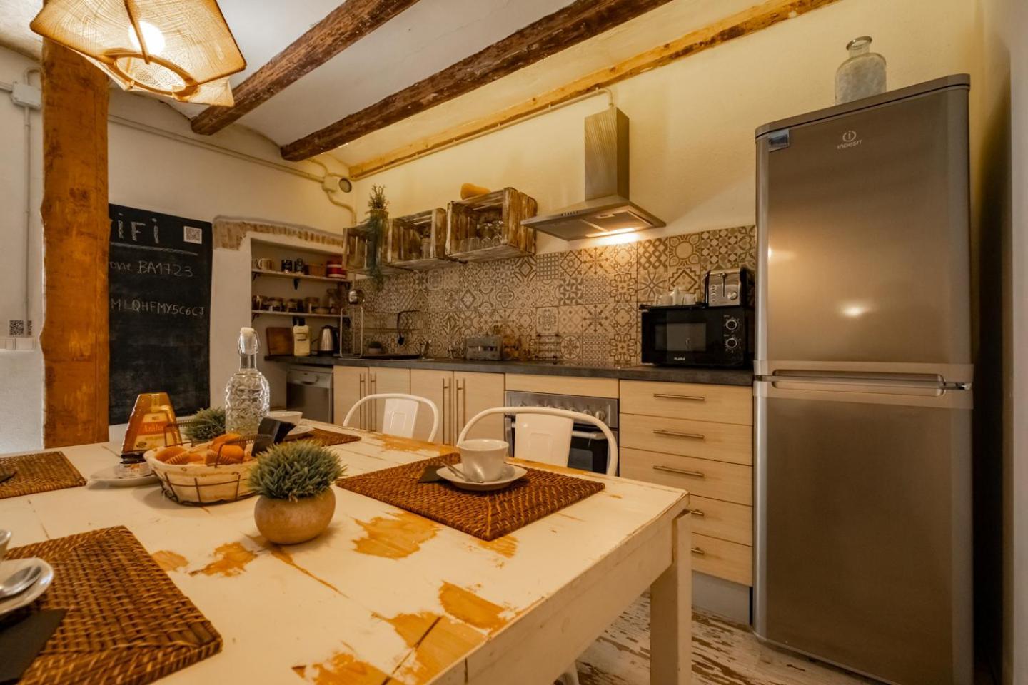 Apartamento En El Corazon De Tarragona. Planta Baja Con Patio. Exteriör bild